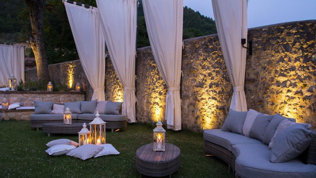 Ex Convento Santa Croce-Country Resort SantʼAnatolia di Narco Εξωτερικό φωτογραφία